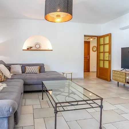 Amarena Villa *