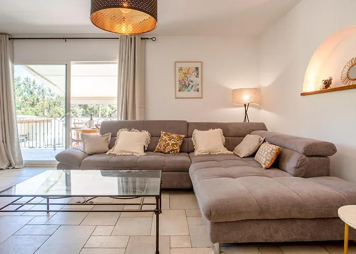 Amarena Villa Calvi (Corsica)